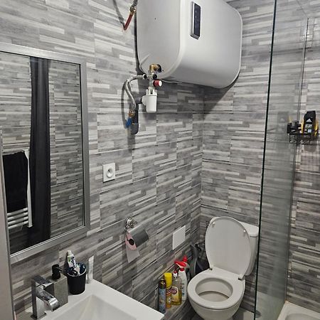 Апартаменти T2 Chaleureux, Calme Et Entierement Renove. Безьє Екстер'єр фото