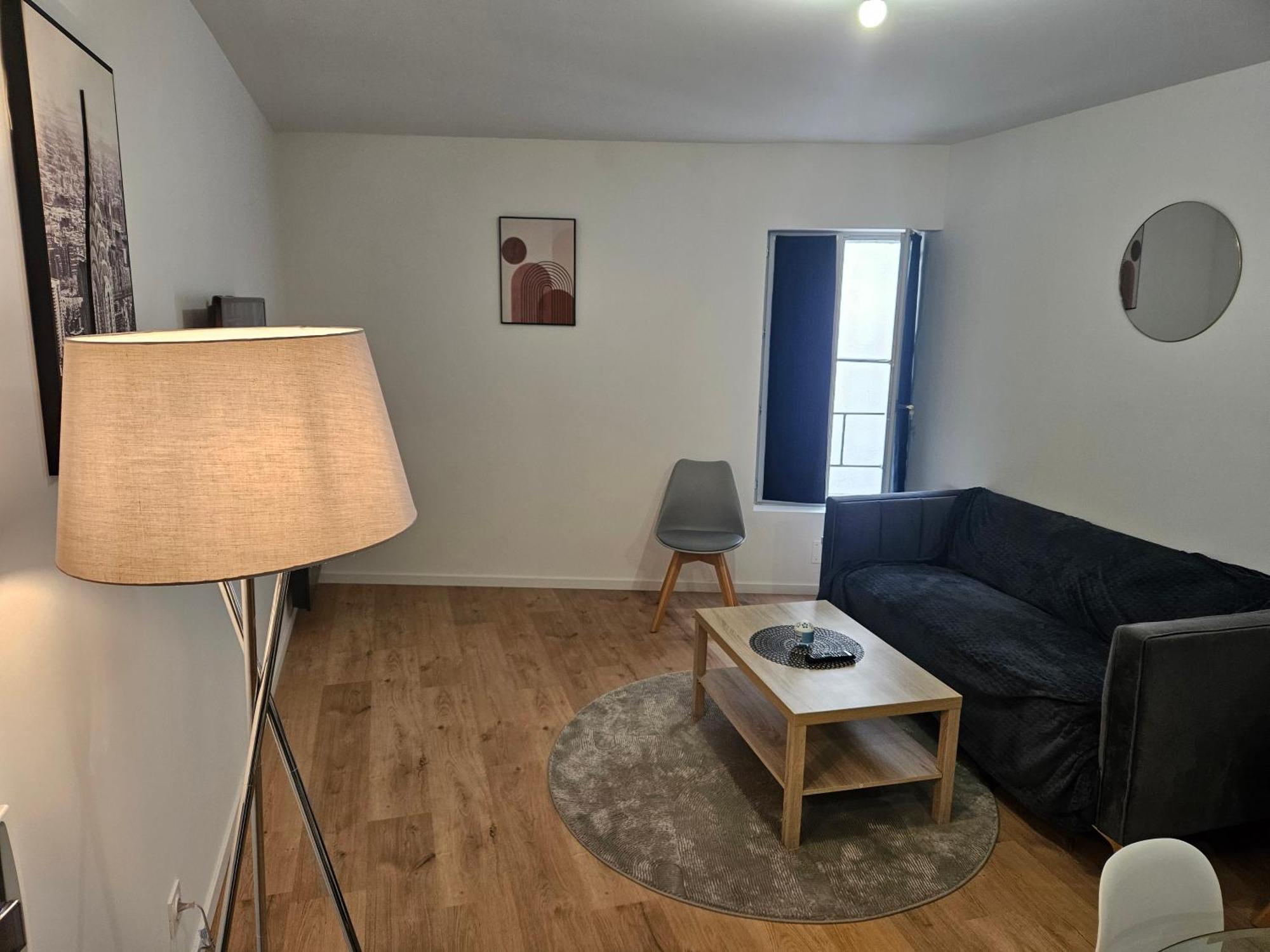 Апартаменти T2 Chaleureux, Calme Et Entierement Renove. Безьє Екстер'єр фото